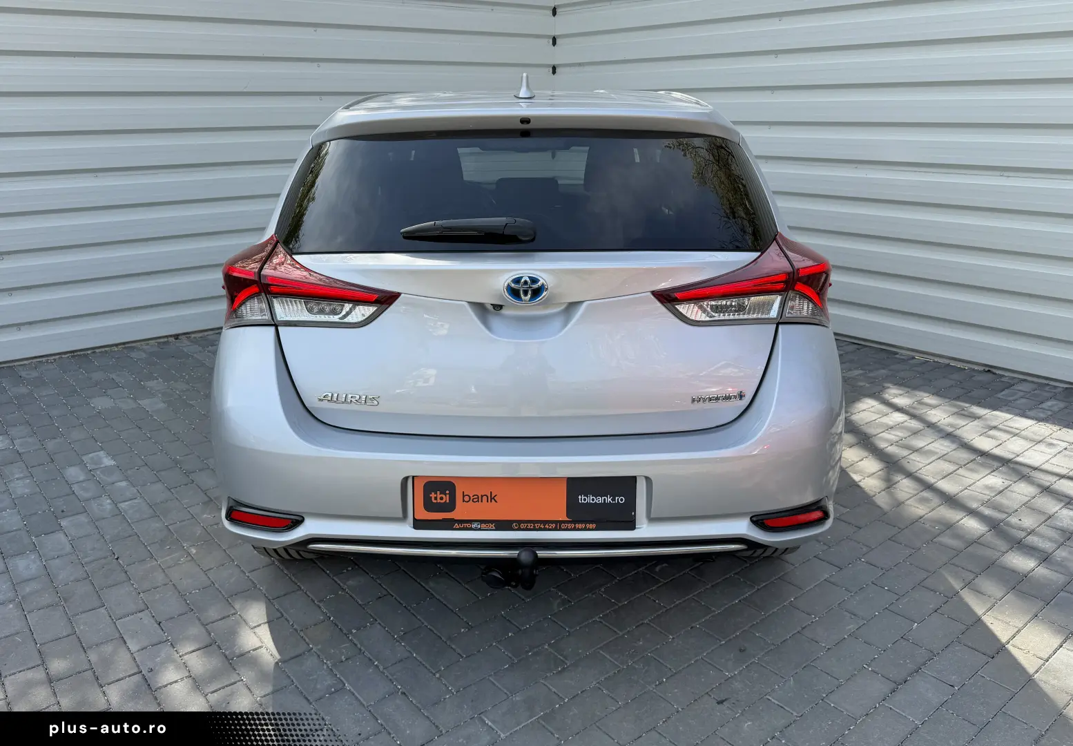 Toyota Auris 1.8 Hybrid 100.000 km de vanzare in RATE FIXE