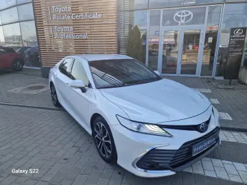 Toyota Camry Gen-Viii-2017