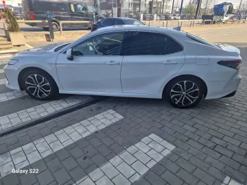 Toyota Camry Gen-Viii-2017