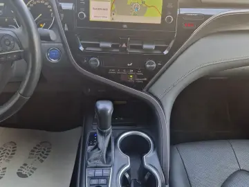 Toyota Camry Gen-Viii-2017