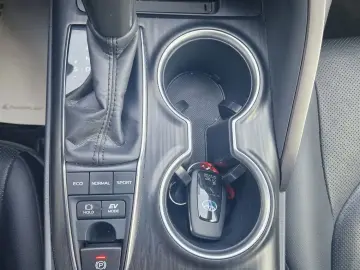 Toyota Camry Gen-Viii-2017