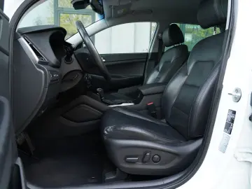 Hyundai Tucson 2.0 CRDI 4WD Automatik Premium