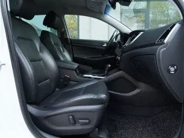 Hyundai Tucson 2.0 CRDI 4WD Automatik Premium