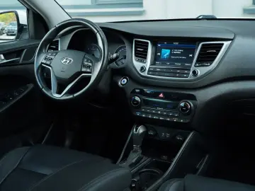 Hyundai Tucson 2.0 CRDI 4WD Automatik Premium