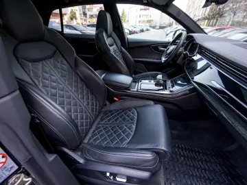 Audi Q8 50 TDI quattro S-Line