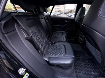 Audi Q8 50 TDI quattro S-Line