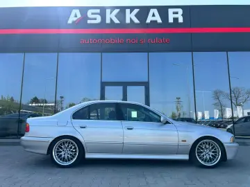 BMW Seria 5 525i 2003