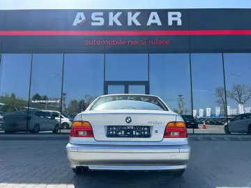 BMW Seria 5 525i 2003