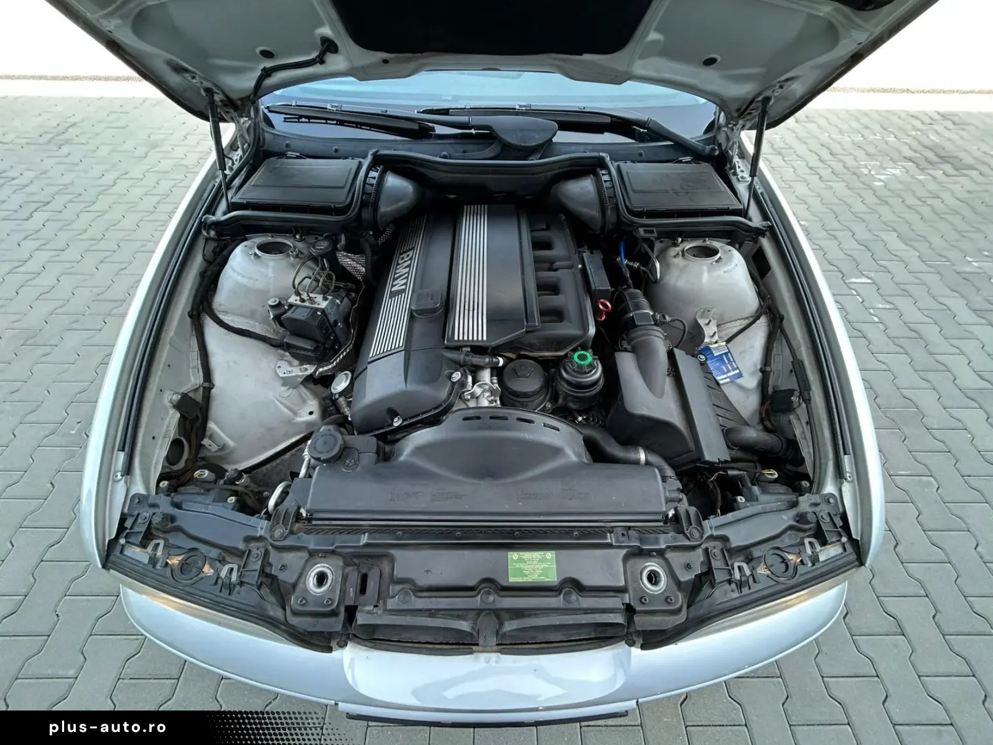 BMW Seria 5 525i 2003