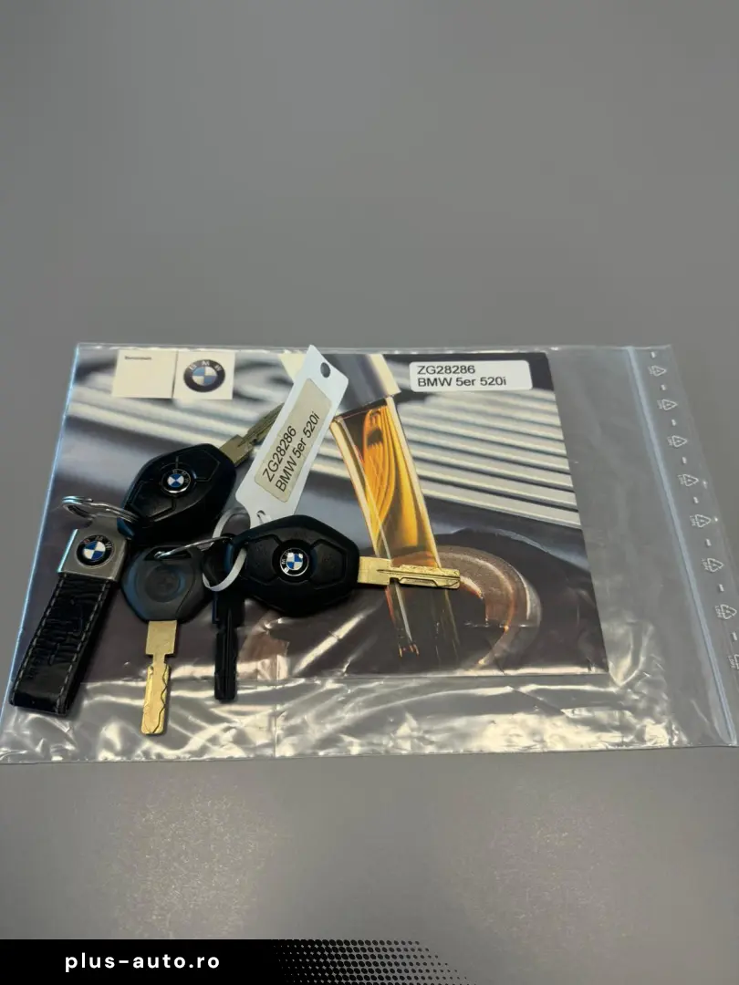 BMW Seria 5 525i 2003