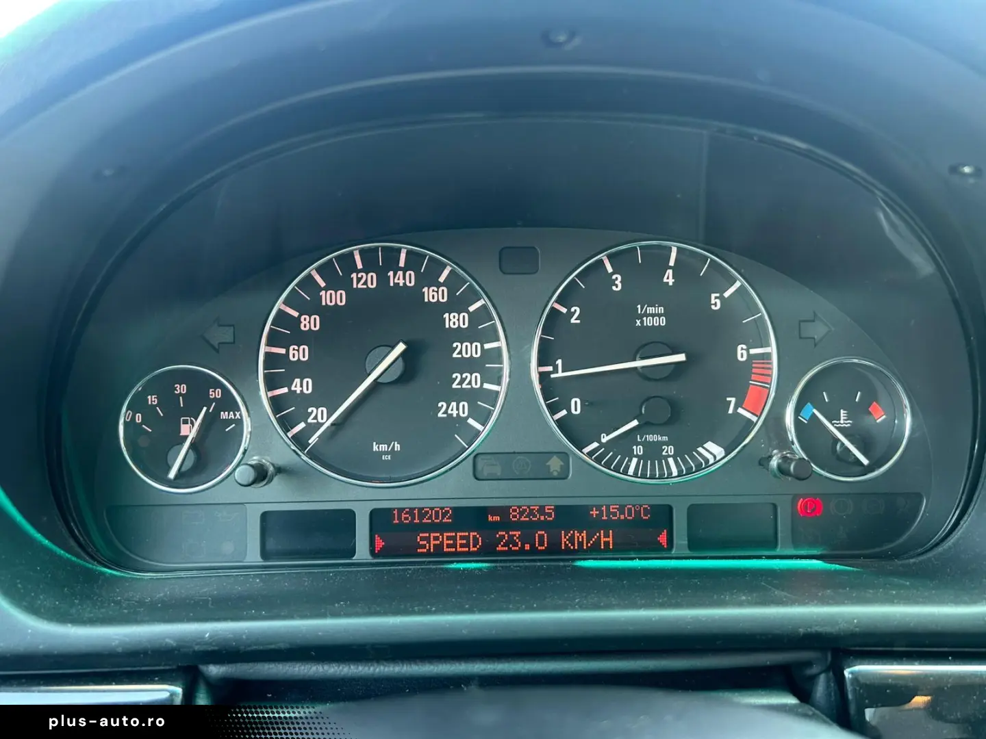 BMW Seria 5 525i 2003