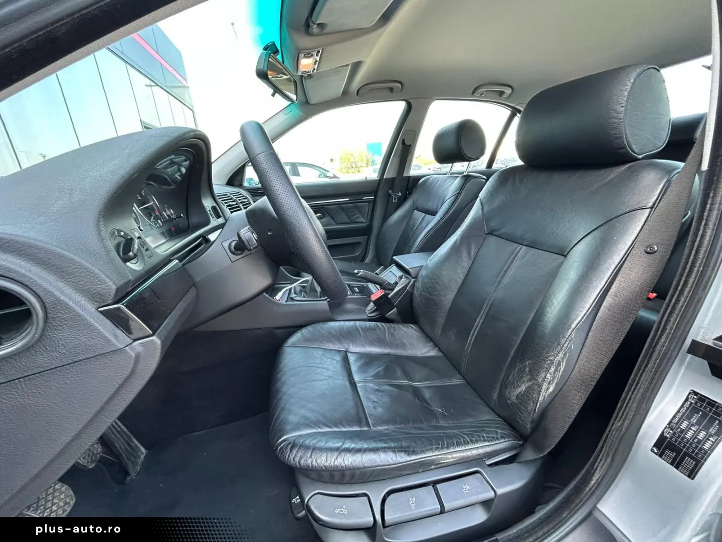 BMW Seria 5 525i 2003