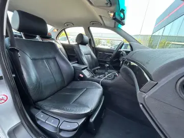 BMW Seria 5 525i 2003