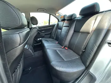 BMW Seria 5 525i 2003