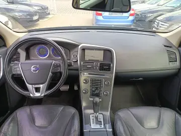 Volvo XC-60