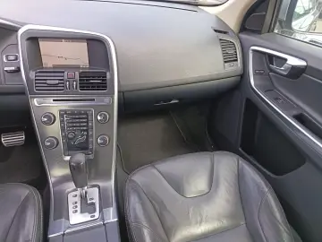 Volvo XC-60