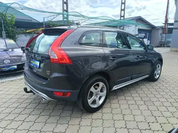 Volvo XC-60