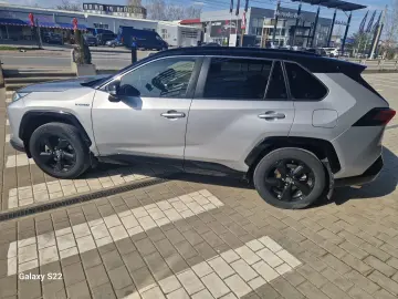 Toyota Rav-4