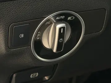 Mercedes-Benz Cla Gen-C117-2013-2018