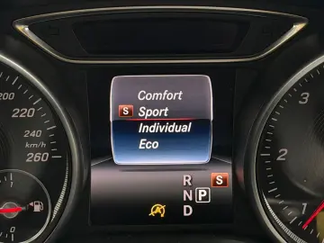 Mercedes-Benz Cla Gen-C117-2013-2018