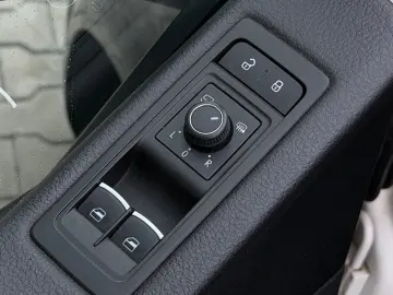 Volkswagen Multivan Gen-T6-2016