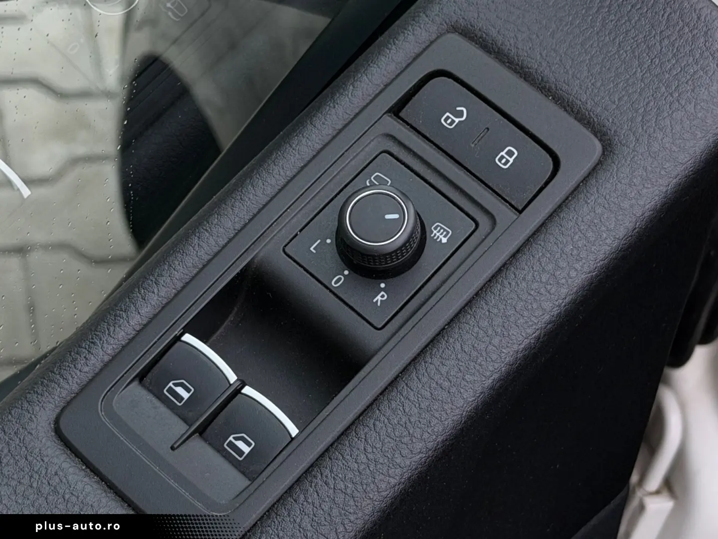 Volkswagen Multivan Gen-T6-2016