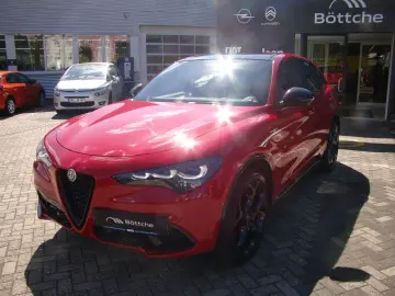 ALFA ROMEO Stelvio Veloce Q4 2.0 Turbo AT LED Navi Shz Klim