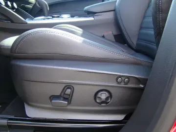 ALFA ROMEO Stelvio Veloce Q4 2.0 Turbo AT LED Navi Shz Klim