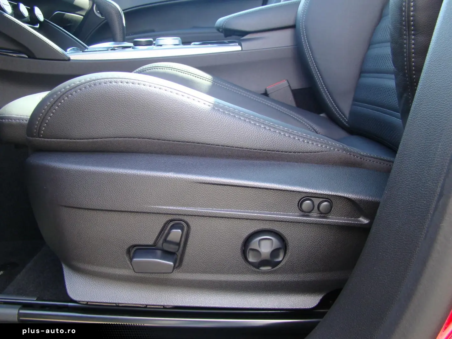 ALFA ROMEO Stelvio Veloce Q4 2.0 Turbo AT LED Navi Shz Klim