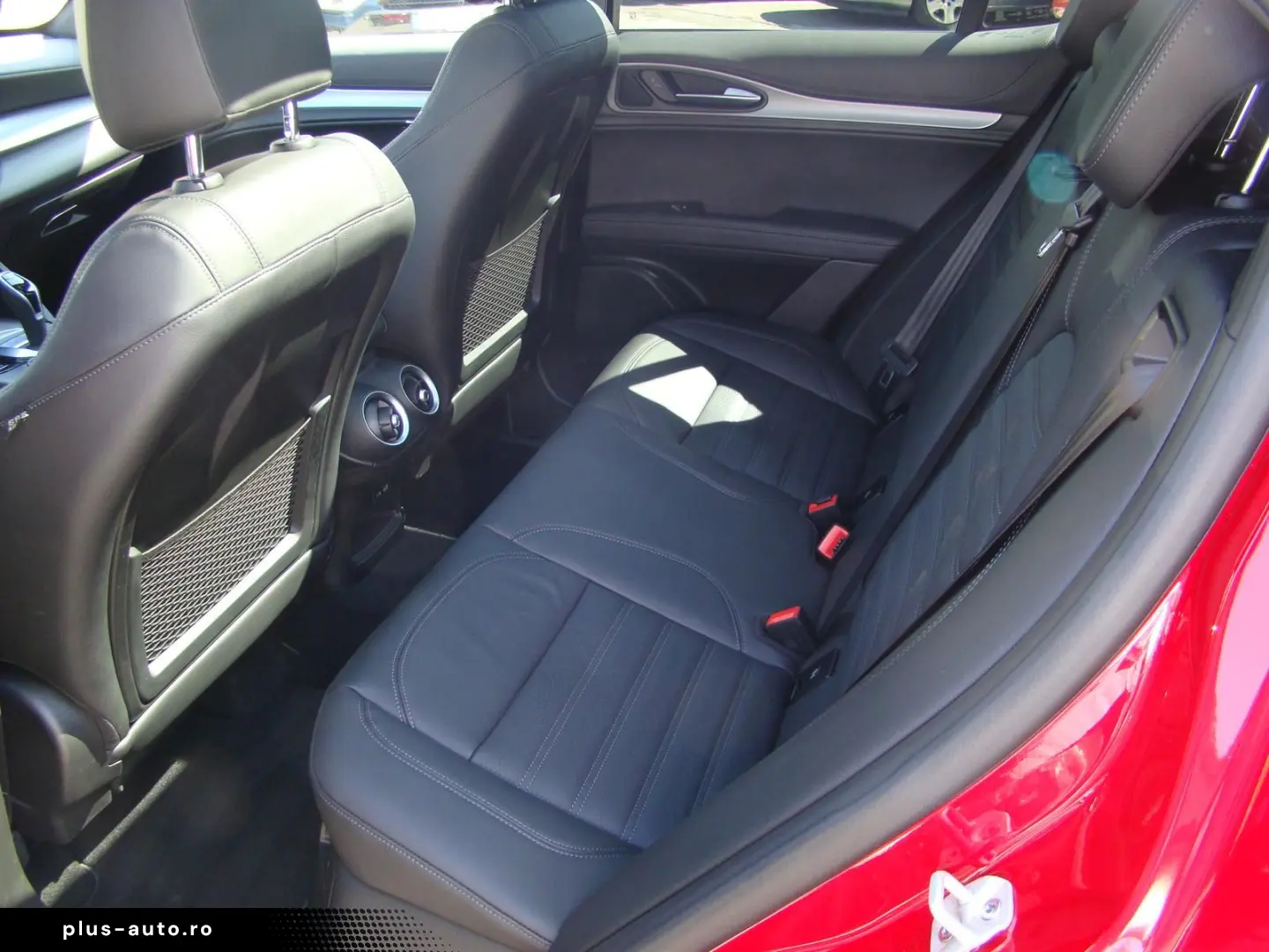 ALFA ROMEO Stelvio Veloce Q4 2.0 Turbo AT LED Navi Shz Klim