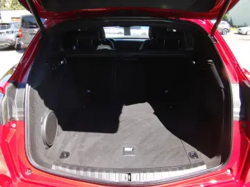 ALFA ROMEO Stelvio Veloce Q4 2.0 Turbo AT LED Navi Shz Klim