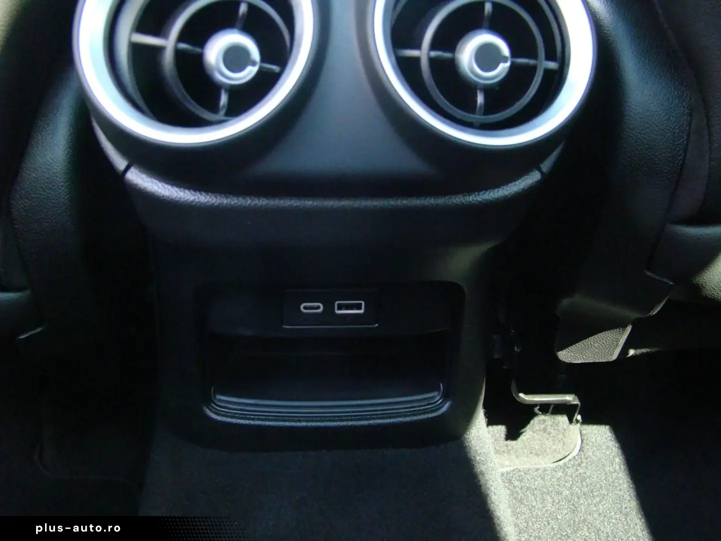 ALFA ROMEO Stelvio Veloce Q4 2.0 Turbo AT LED Navi Shz Klim