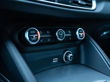 ALFA ROMEO Stelvio Veloce Q4