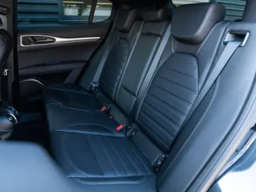 ALFA ROMEO Stelvio Veloce Q4