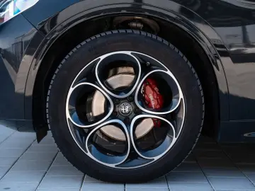 ALFA ROMEO Stelvio Veloce Q4