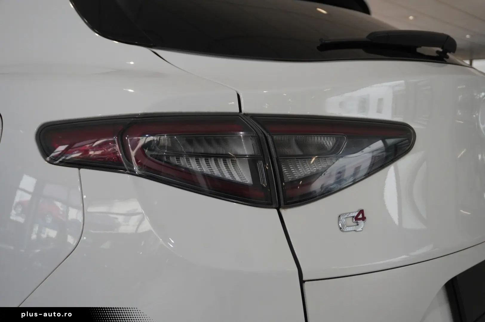 ALFA ROMEO Stelvio 2.2D VELOCE Q4 NAVI LED KAMERA MATRIX SH