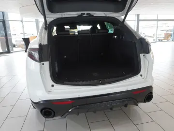 ALFA ROMEO Stelvio 2.2D VELOCE Q4 NAVI LED KAMERA MATRIX SH