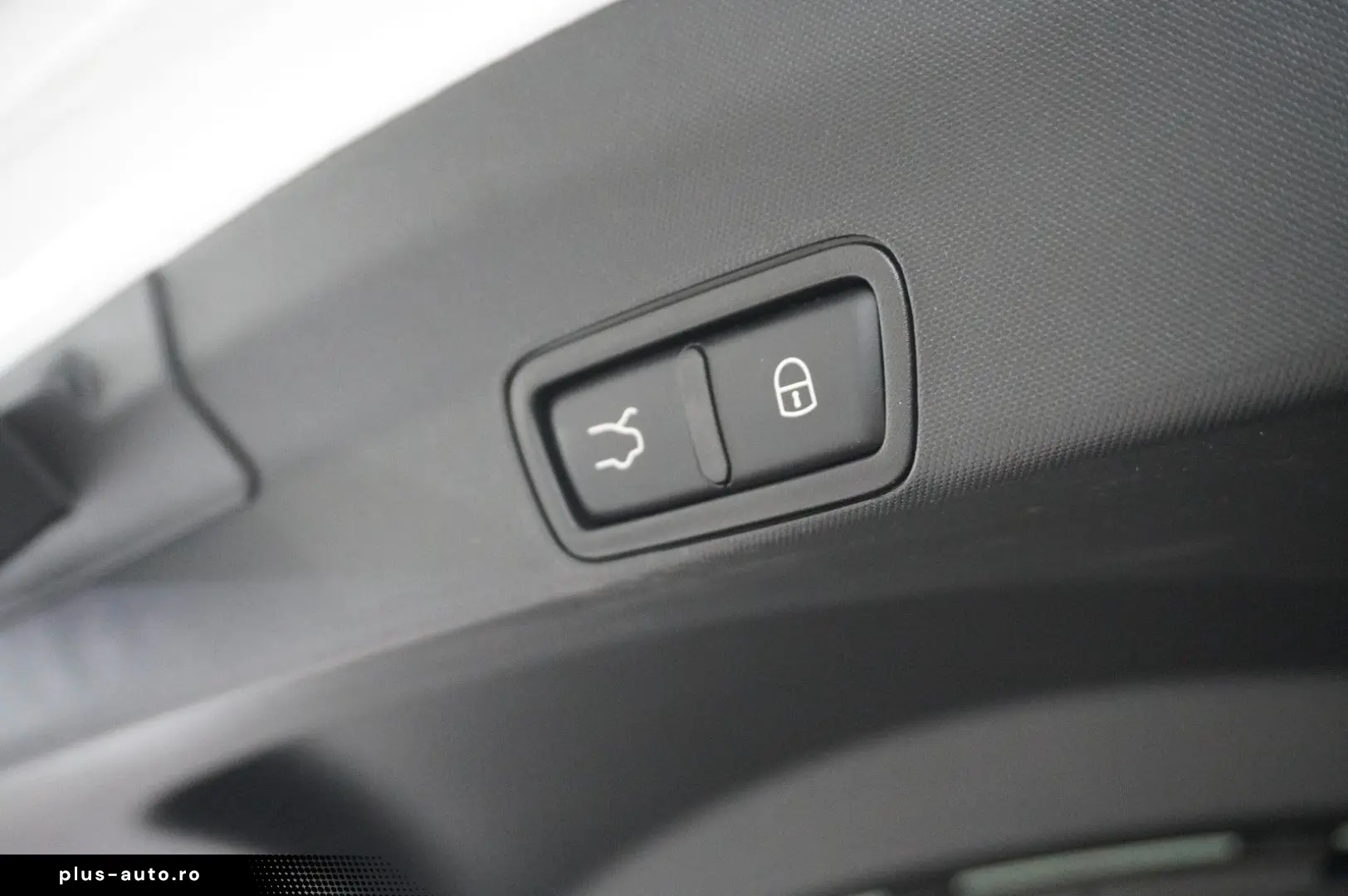 ALFA ROMEO Stelvio 2.2D VELOCE Q4 NAVI LED KAMERA MATRIX SH