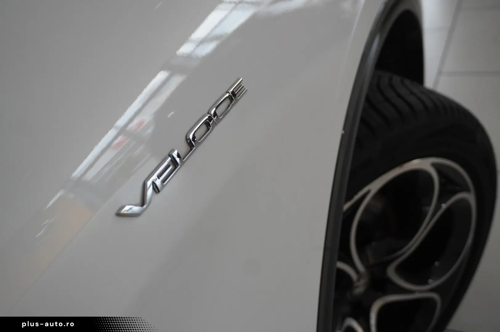 ALFA ROMEO Stelvio 2.2D VELOCE Q4 NAVI LED KAMERA MATRIX SH