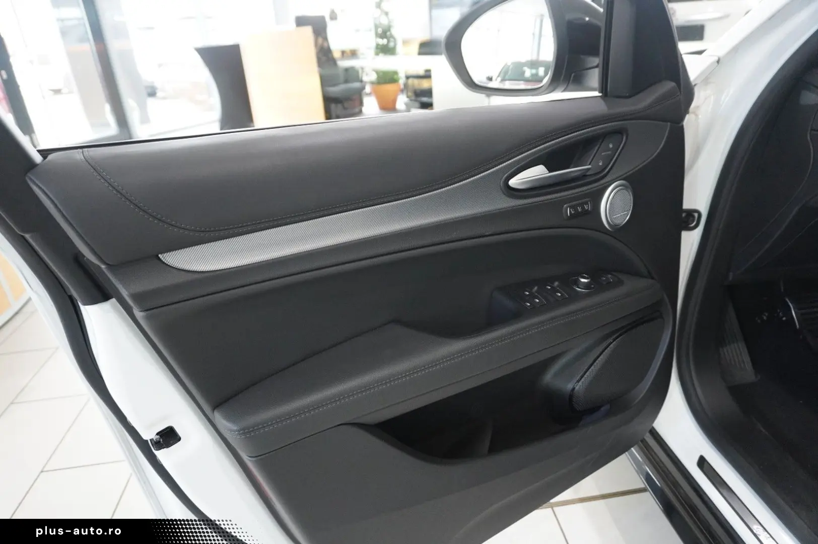 ALFA ROMEO Stelvio 2.2D VELOCE Q4 NAVI LED KAMERA MATRIX SH