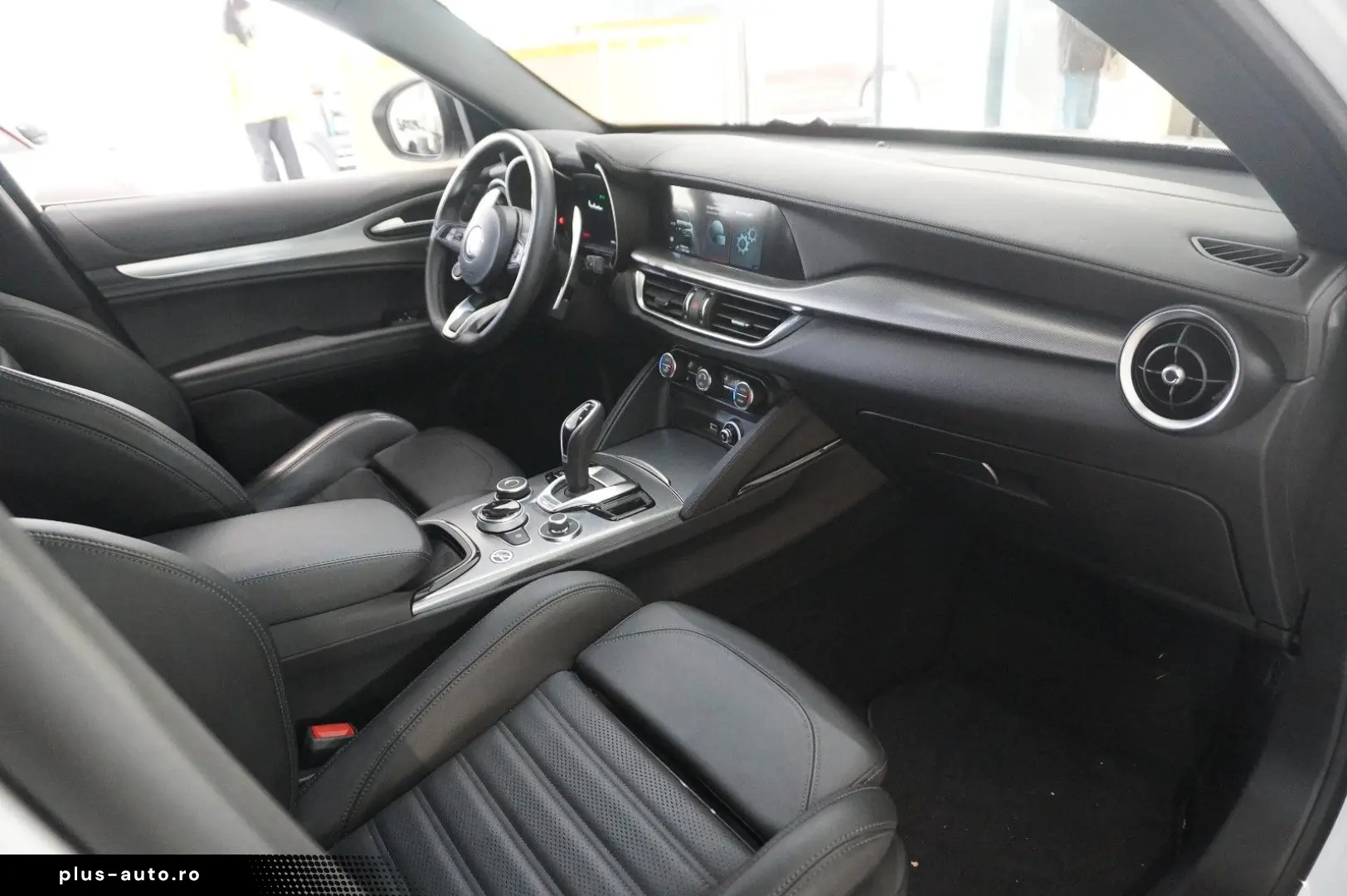 ALFA ROMEO Stelvio 2.2D VELOCE Q4 NAVI LED KAMERA MATRIX SH