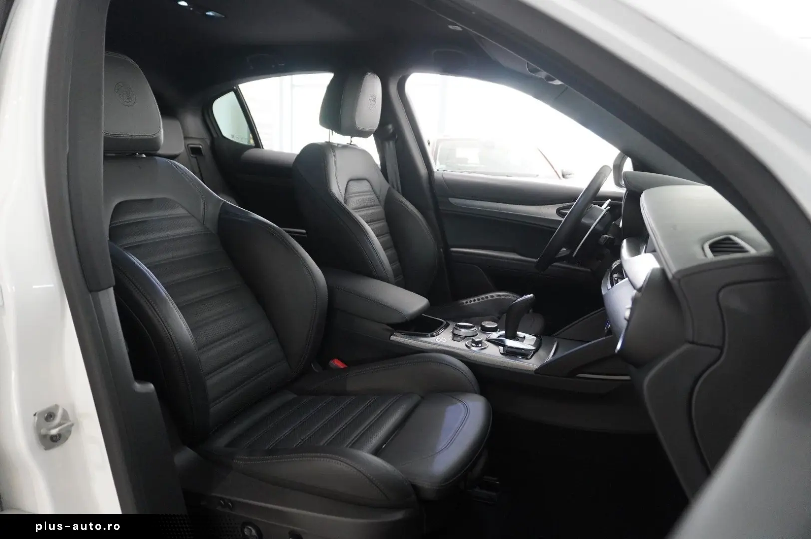 ALFA ROMEO Stelvio 2.2D VELOCE Q4 NAVI LED KAMERA MATRIX SH