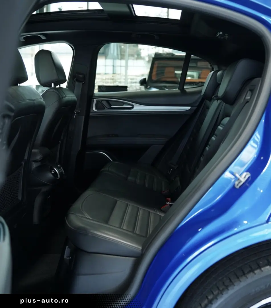 ALFA ROMEO Stelvio Veloce Q4  1.Hand  ACC  Pano  AHK