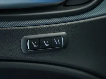 ALFA ROMEO Stelvio Veloce Q4  1.Hand  ACC  Pano  AHK