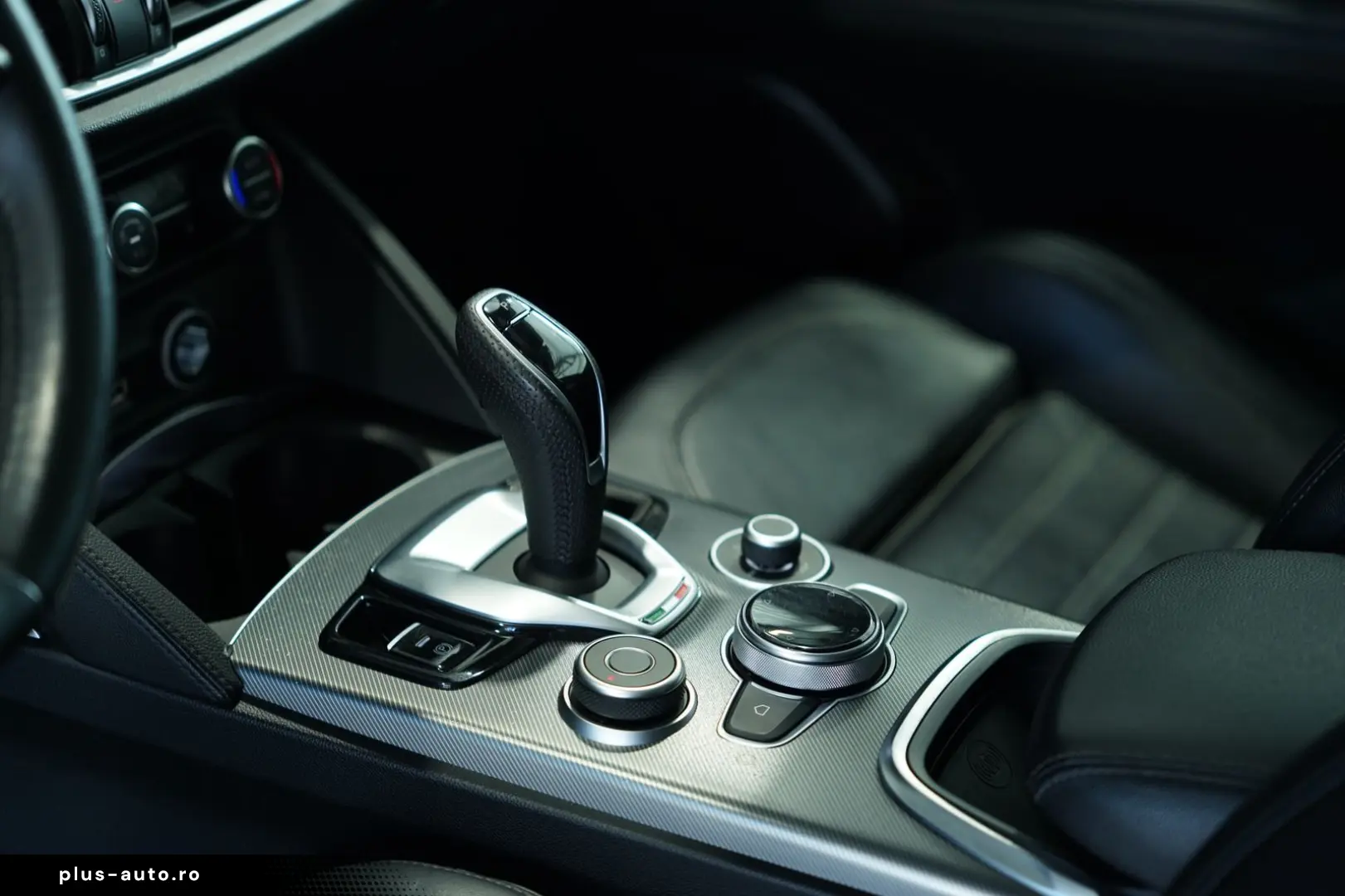 ALFA ROMEO Stelvio Veloce Q4  1.Hand  ACC  Pano  AHK