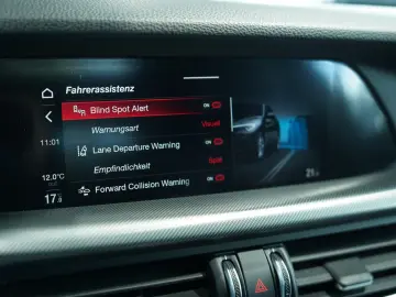 ALFA ROMEO Stelvio Veloce Q4  1.Hand  ACC  Pano  AHK