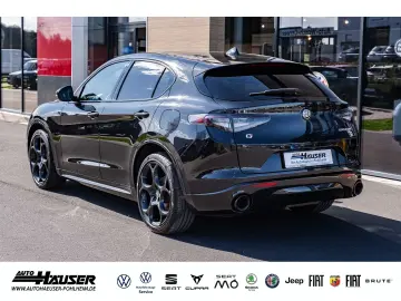ALFA ROMEO Stelvio Veloce 2.2 Diesel Q4 PANO AHK 21ZOLL EL.