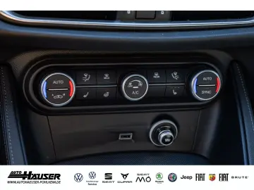 ALFA ROMEO Stelvio Veloce 2.2 Diesel Q4 PANO AHK 21ZOLL EL.