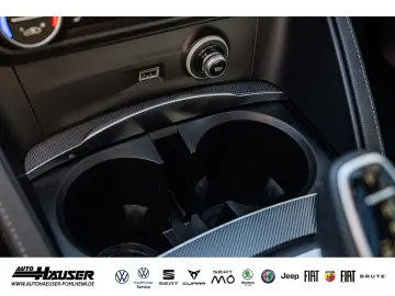 ALFA ROMEO Stelvio Veloce 2.2 Diesel Q4 PANO AHK 21ZOLL EL.