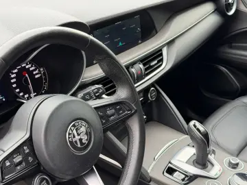 ALFA ROMEO Stelvio Ti Q4 MEMORY ACC NAVI KAMERA SHZ KLIMA